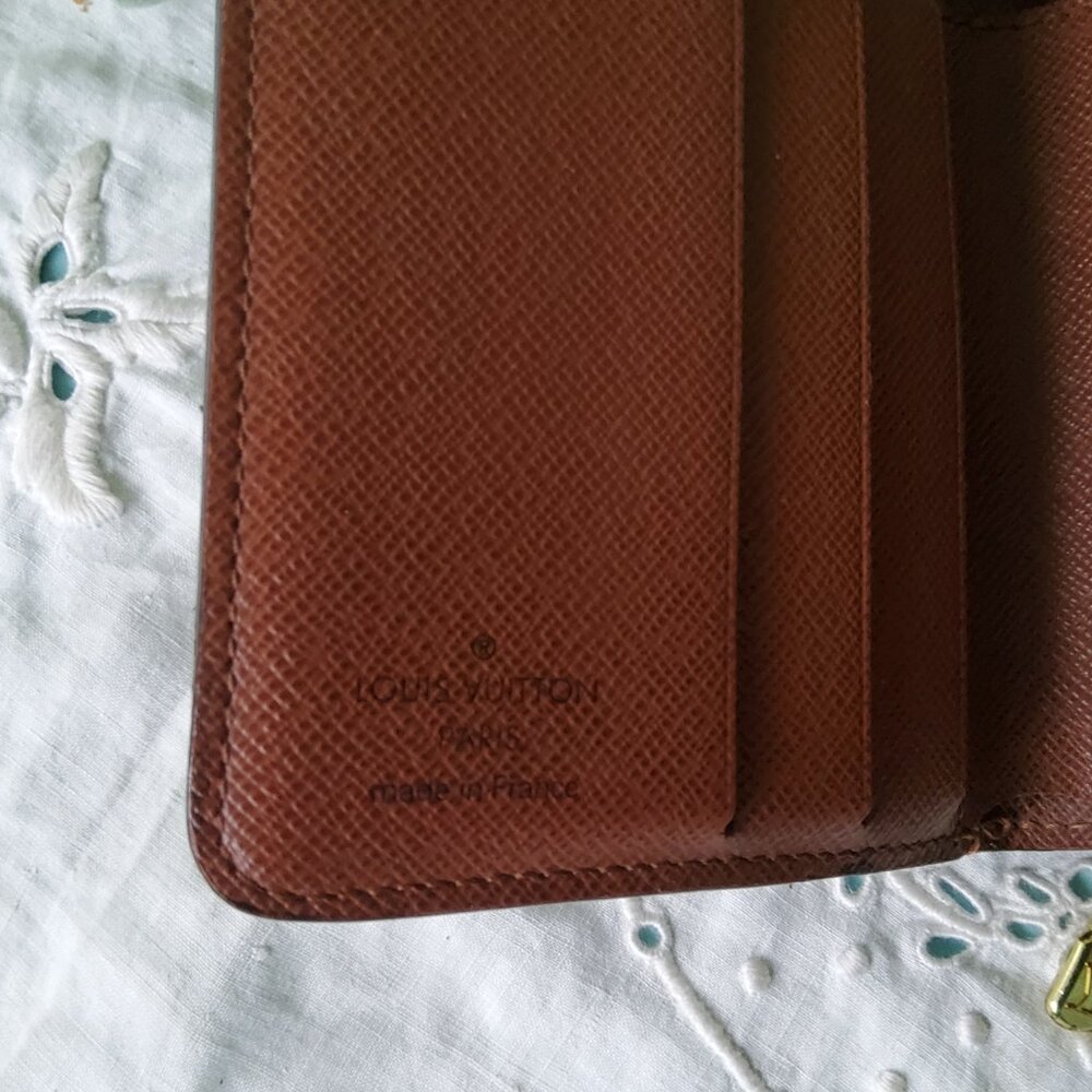 2003 Louis Vuitton Monogram Pattern Compact Zippe… - image 4